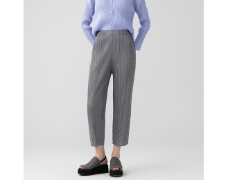 Pleated trousers women's summer casual thin narrow version of the small leg trousers outside the women's clothing